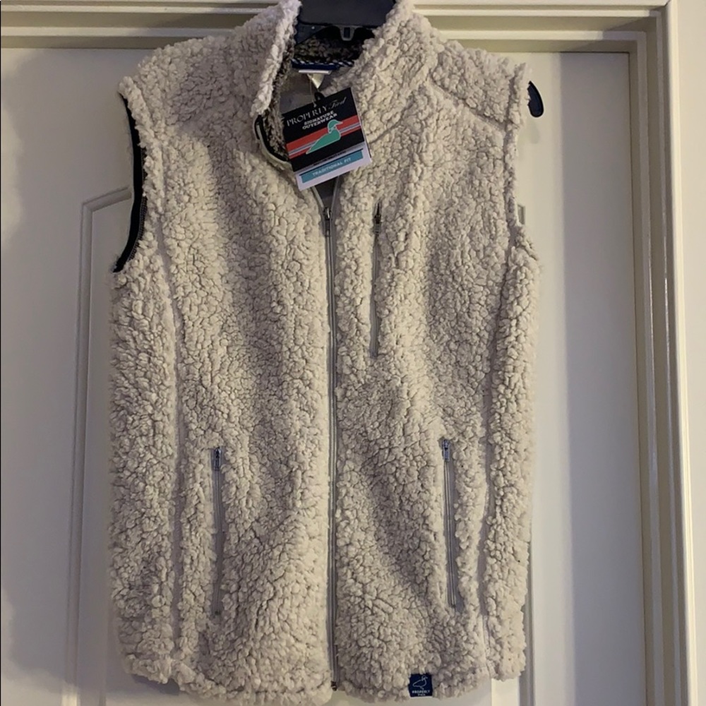 Properly Tide Men’s Vest